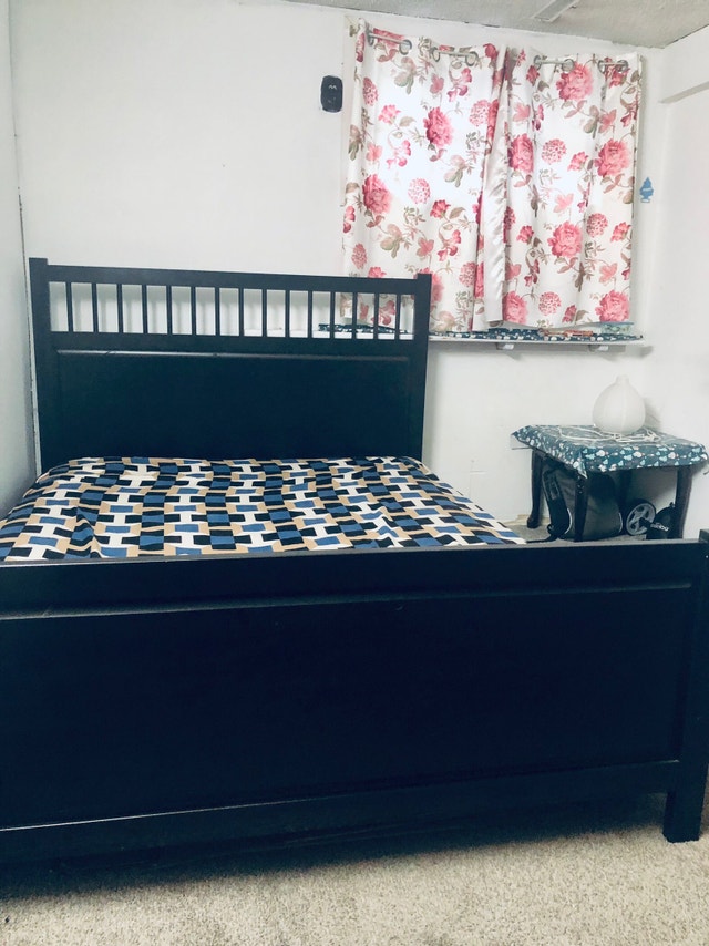 Large basement room for rent in WhitehornAugust 1st 2023 Room