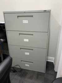 Four drawers metal filing cabinet 