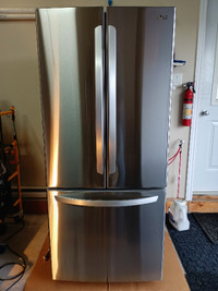 Réfrigérateur  à portes françaises LG 30 po. 22 pi.cube