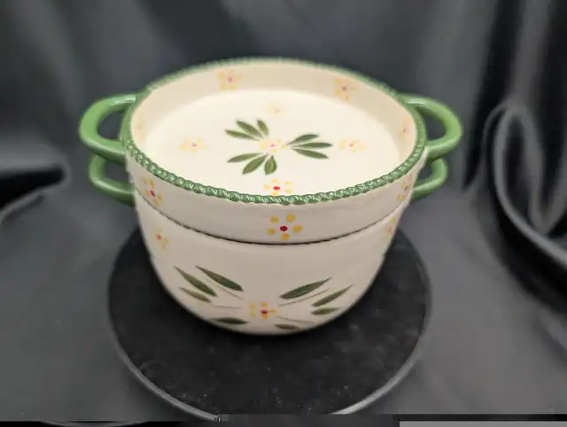 Temp-tations Old World Green Bowl with Lid-It in Home Décor & Accents in Calgary - Image 5