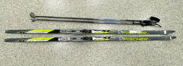 CROSS COUNTRY SKIS, BOOTS, POLES PACKAGE in Ski in Calgary - Image 4