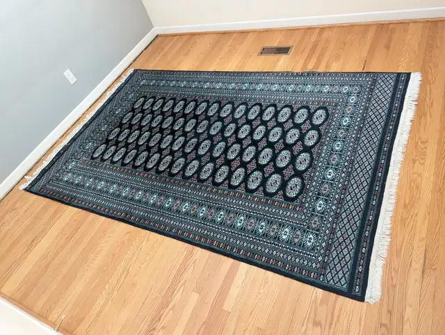 Authentic Bokhara Hand-Knotted Area Rug - Navy Blue 5’x8'