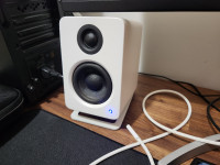 Kanto YU2 and SUB8 Speaker + Subwoofer