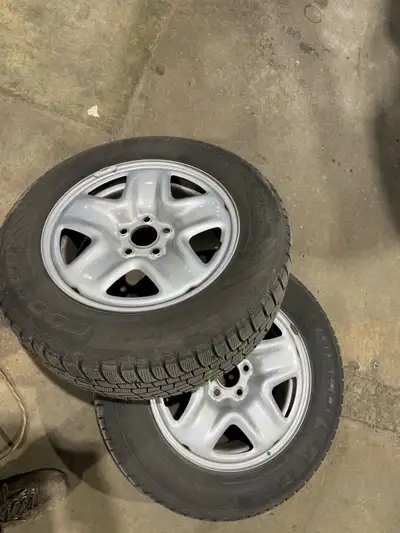 I am offering a full set of Mazda CX-5 alloy rims with Cooper 225/65R17 tires, brand new and ready t...