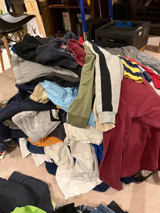 Selling  kids clothes (10-12T) in Kids & Youth in St. Albert - Image 9