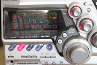 JVC MX-GT80  AM/FM/DUAL CASSETTE TRIPLE CD GIGATUBE STEREO