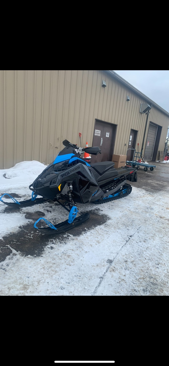 2023 Polaris switchback xc 850 in Snowmobiles in Thunder Bay - Image 2