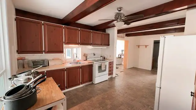 Beautiful WATERFRONT 3-BR  long term Rental   $1890 in Quebec in Canada - Image 7