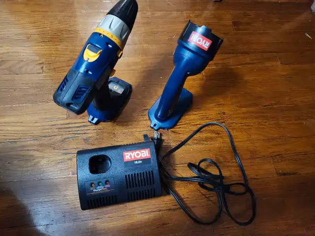 Ryobi 18V Drill and Work Light Combo Kit (no battery) in Power Tools in City of Toronto - Image 4