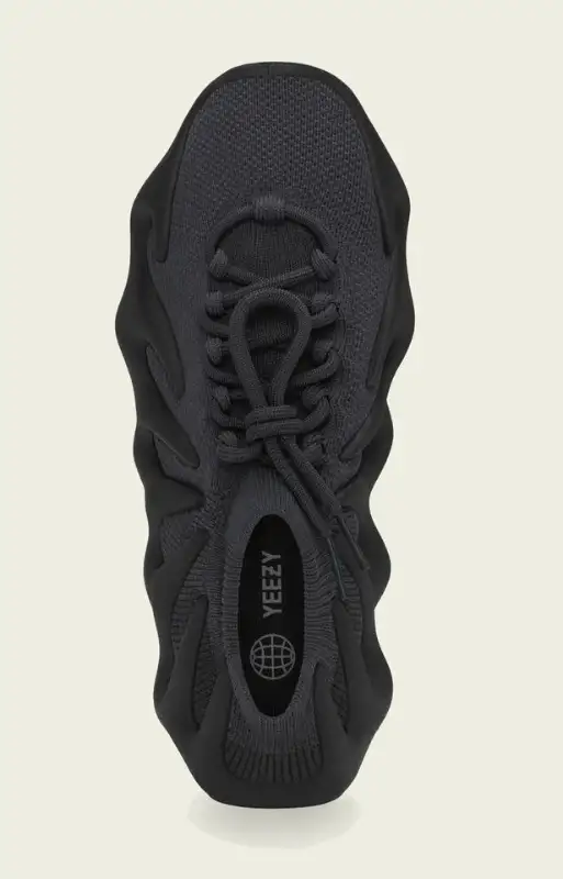Adidas Yeezy 450 Black Utility Black Size 11 in Other in City of Toronto - Image 4