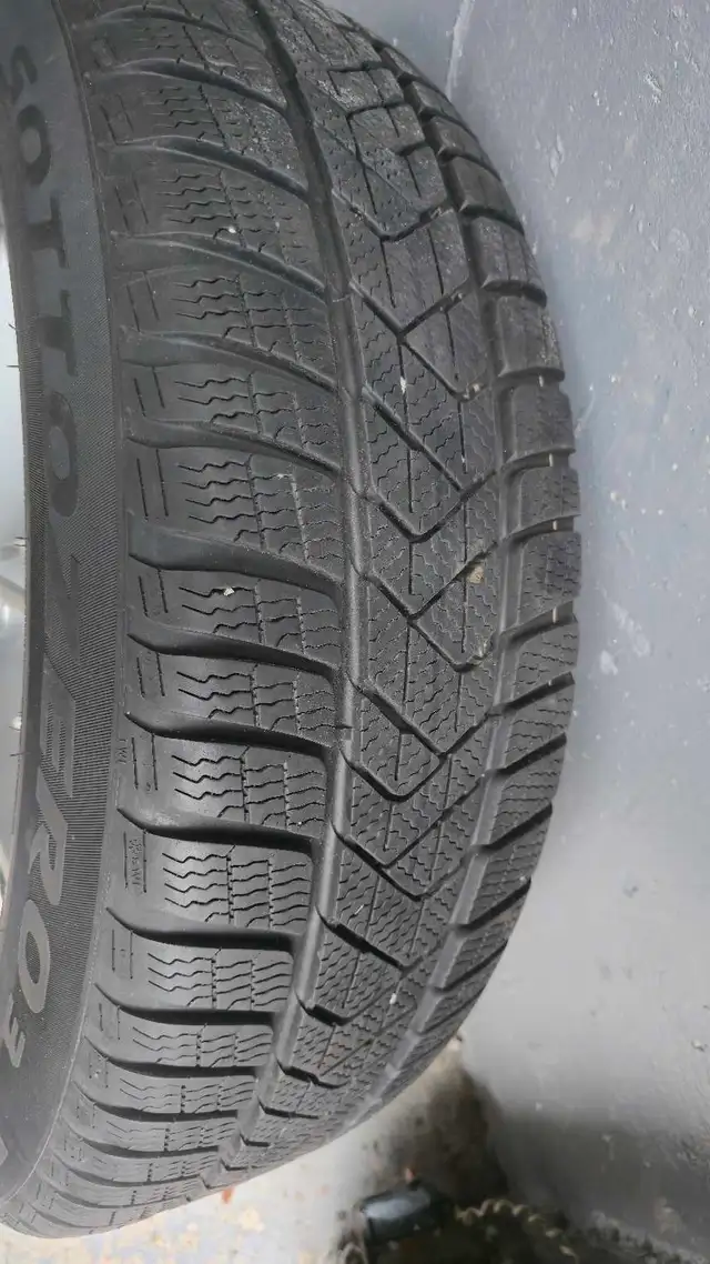 BMW X3 or X4 winter tires with alloy wheels in Tires & Rims in Mississauga / Peel Region - Image 6