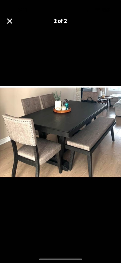 Dining room table, 4 chairs and a bench