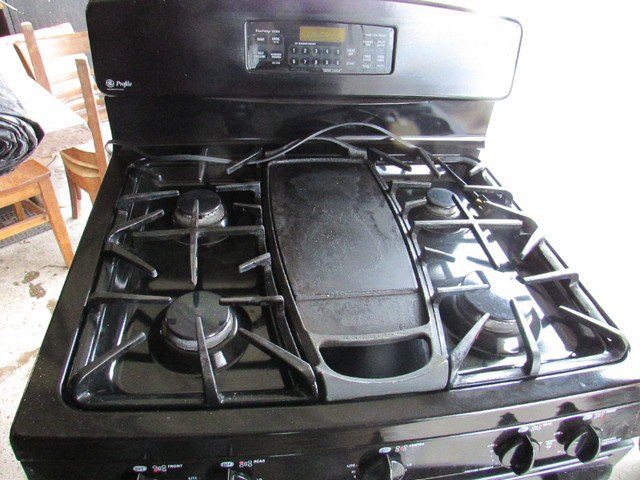 Propane stove in Stoves, Ovens & Ranges in Sudbury - Image 2