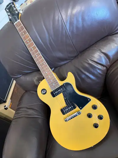 Epiphone Led Paul Special Mint!!, View more