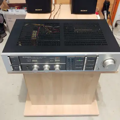 Vintage Pioneer SA-950 Integrated Amplifier, View more