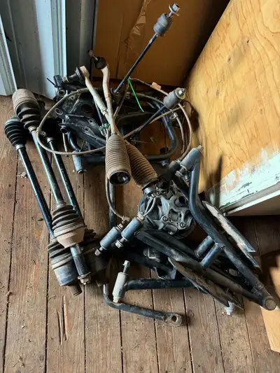 2022 XP 1000 Northstar Crew same as Reg Cab also 22-25 Front and Rear Axles one rear New in box Fron...