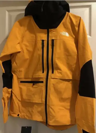 coquille the North Face l5 futurlight, View more