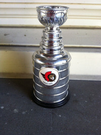 Vintage Labatt's Miniature Stanley Cup. Pittsburgh Penguins. 