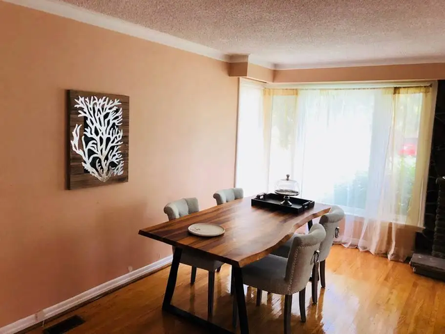Master Bedroom   Private Washroom in a House - Yonge/FInch