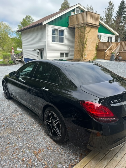 Mercedes C300 Sedan