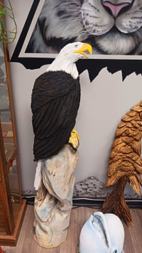 Commission a chainsaw eagle for your house or yard 