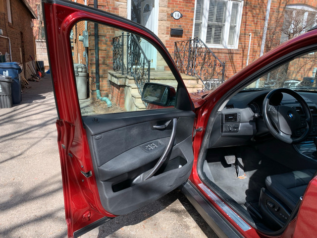 2009 BMW X3 for sale as is in Cars & Trucks in City of Toronto - Image 4