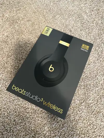 Beats Studio3, View more