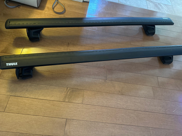 Thule Wingbar EVO  lockable roof rack  in Other Parts & Accessories in Oakville / Halton Region