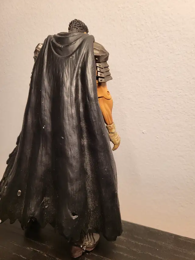 Berserk Guts Art of War 2002 - loose anime figure in Toys & Games in Guelph - Image 7