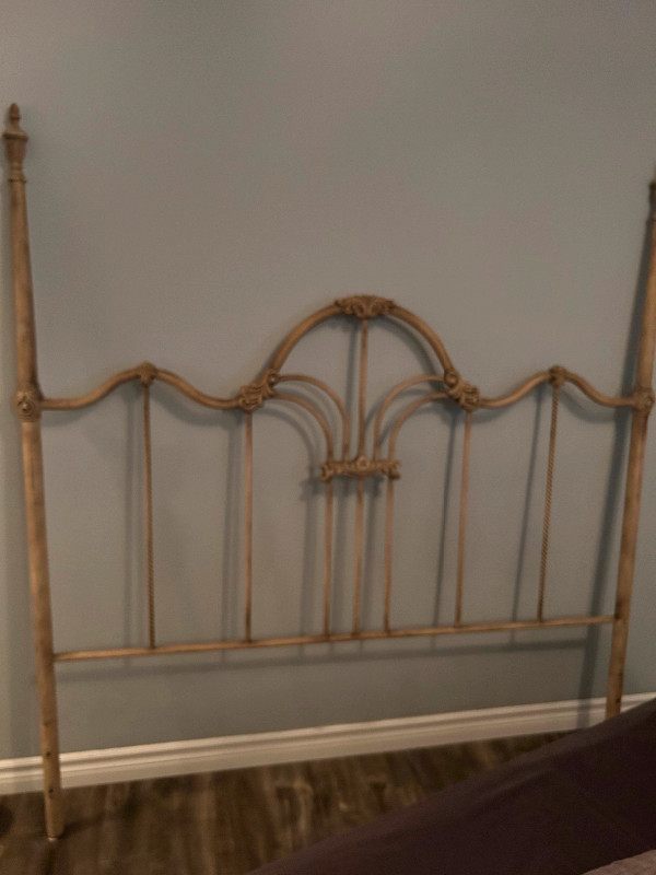 For Sale Beautiful Wrought Iron Headboard & Matching Footboard in Beds & Mattresses in Kitchener / Waterloo - Image 2