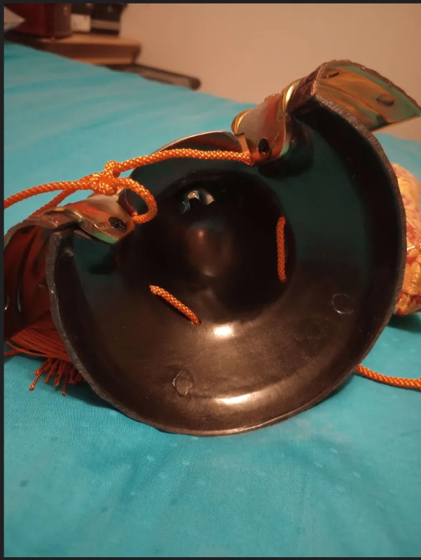 Japanese Samurai Display Helmet Kabuto Yoroi Armor Iron Antique in Arts & Collectibles in Mississauga / Peel Region - Image 3