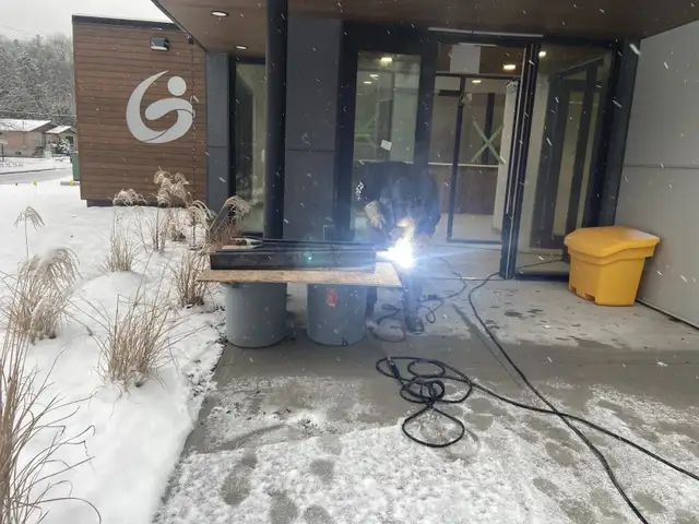 Professional Mobile Welding Services – On-Site & Reliable64424054424834122