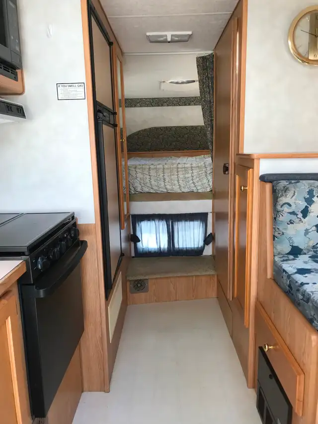Citation Camper in Travel Trailers & Campers in Kamloops - Image 7