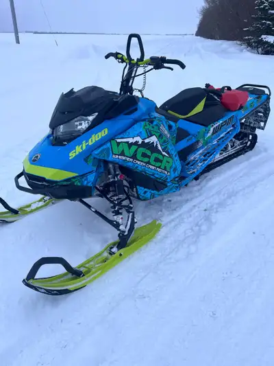 Pretty good shape overall 1221 kms 154x3inch track K Mod skid with fox shocks (3000$) Upgraded front...
