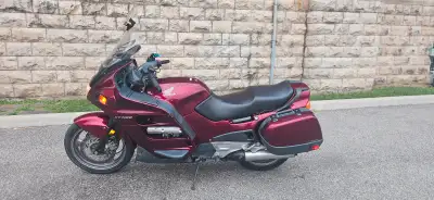 St1100 1200 takes it away Has new brakes front and back. Oxford heatdd grips runs well needs some wo...