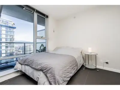 Effortless Downtown Living – ALL INCLUDED MOVE IN