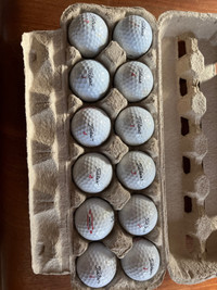 12 Titleist golf balls (TruFeel)
