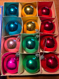 CHRISTMAS BALLS BOULES DE NOËL VINTAGE RETRO MID CENTURY XMAS