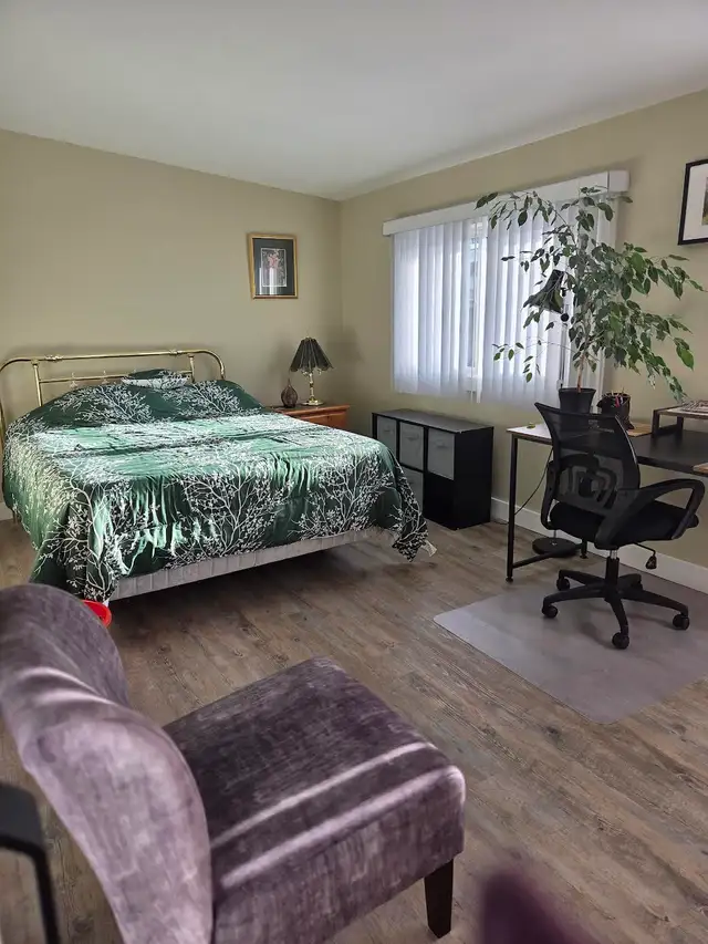 Top Floor of House for Rent - 1 Bedroom in Long Term Rentals in Cranbrook - Image 2