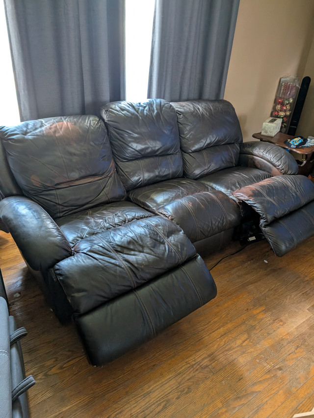 Leather reclining sofa for sale. BEST OFFER in Couches & Futons in Kitchener / Waterloo - Image 2