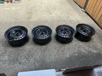 Steel rims 17 inch with crv covers 2025