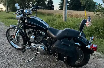 2006 Harley Davidson 1200 - Just Recently Serviced - Runs and Drives Great - New Front Tire , Fresh...