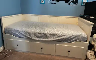 DayBed with storage , View more