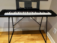 Keyboard Yamaha Piaggero NP12