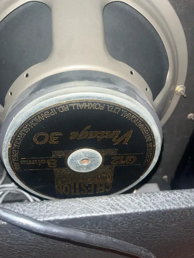 Gibson Duo Medalist in Amps & Pedals in City of Halifax - Image 4