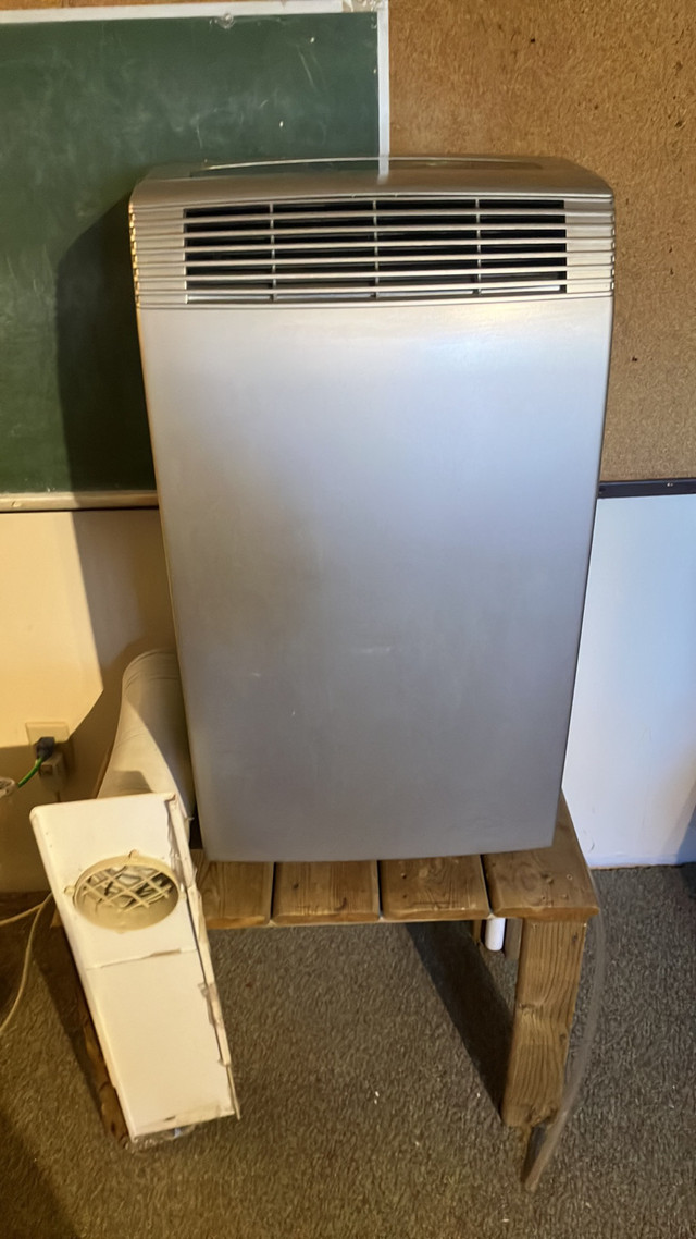 Noma portable air conditioner  in Heaters, Humidifiers & Dehumidifiers in La Ronge