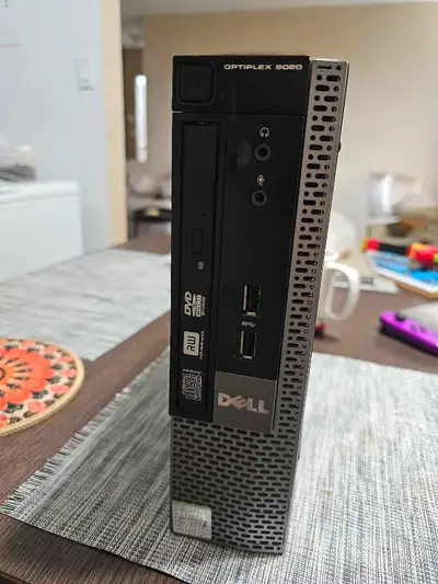 Dell optiplex 9020 Core i5 4760 16 gig ddr4 ram Kingston 480 gig ssd DVD drive Asking 100