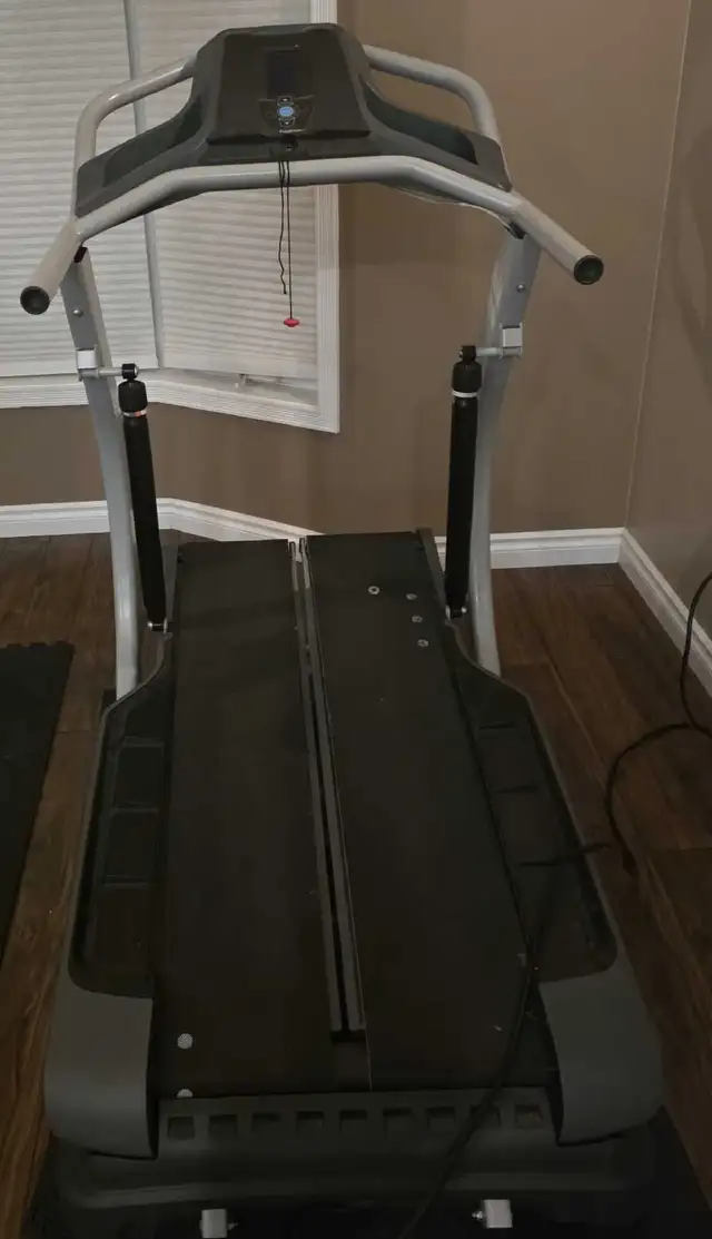Bowflex Treadclimber in Exercise Equipment in Edmonton - Image 3