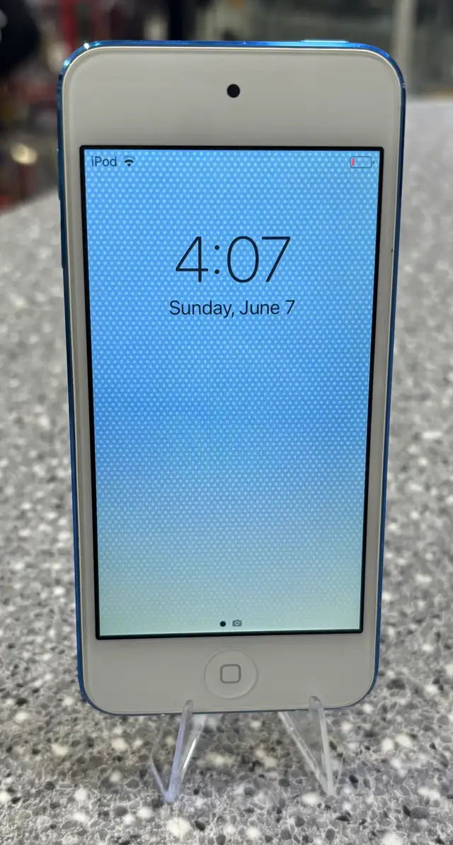 IPOD Touch 7th Generation in iPods & MP3s in Oshawa / Durham Region - Image 3