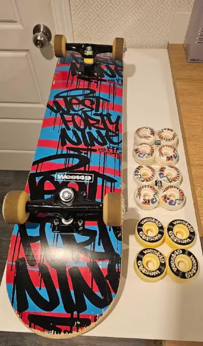 West49 stakeboard and extra wheels, View more